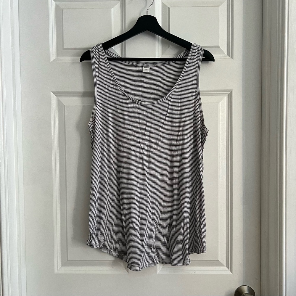 OLD NAVY LUXE Black and White Striped Tank Top XL EUC